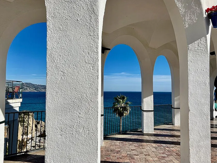Nerja — el entorno