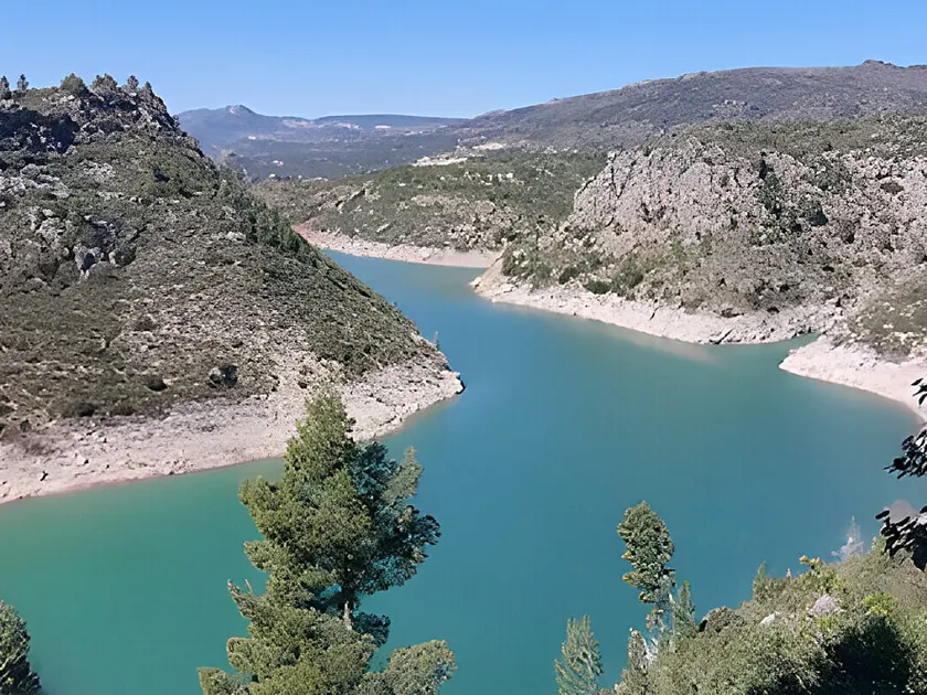 Villar del Arzobispo — el alojamiento